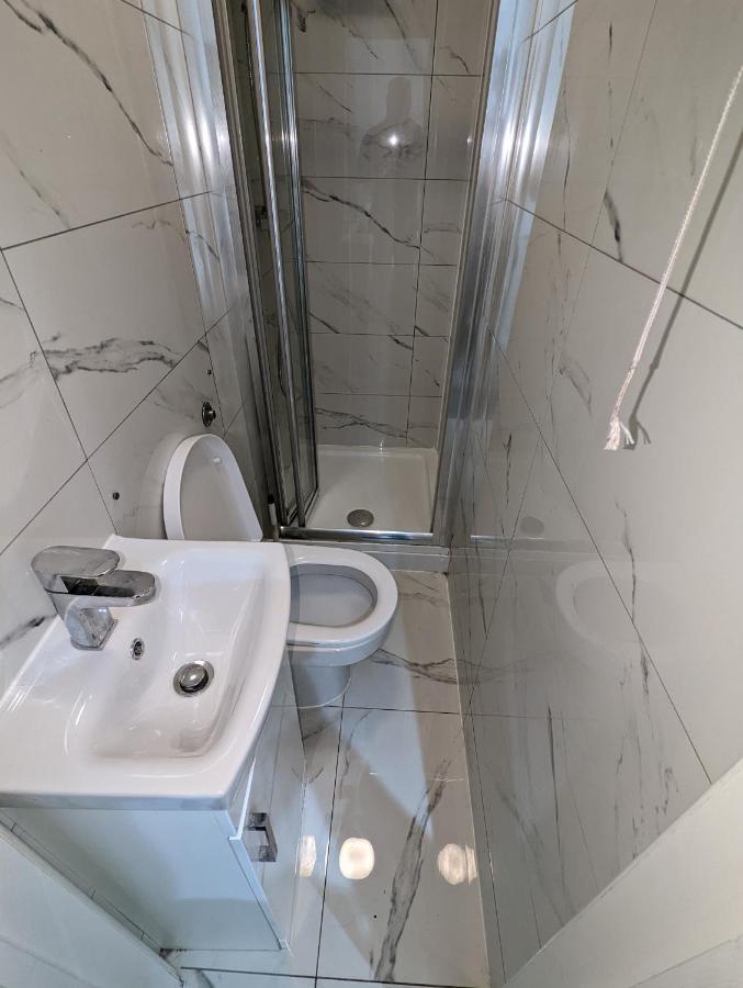 Mile End- Prime Location Гостевой дом