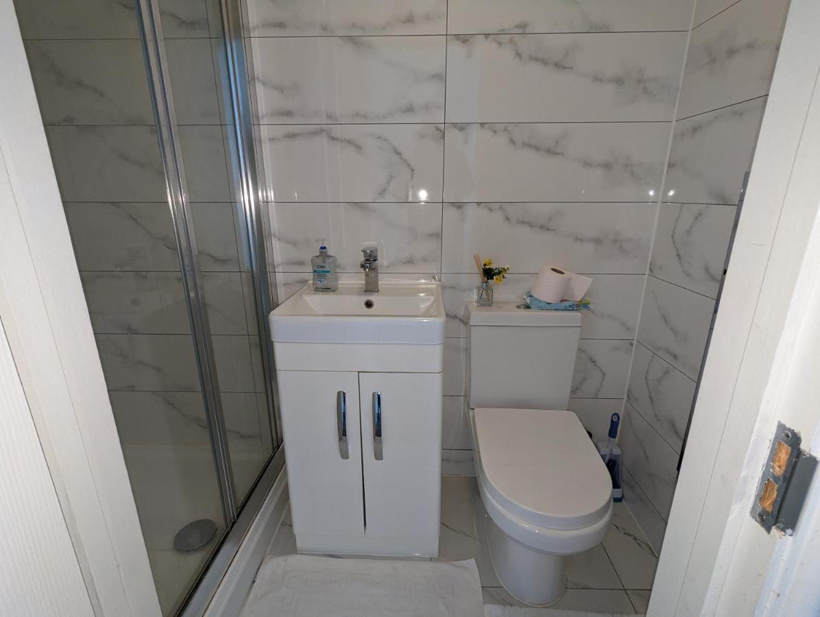 Гостевой дом Mile End- Prime Location *