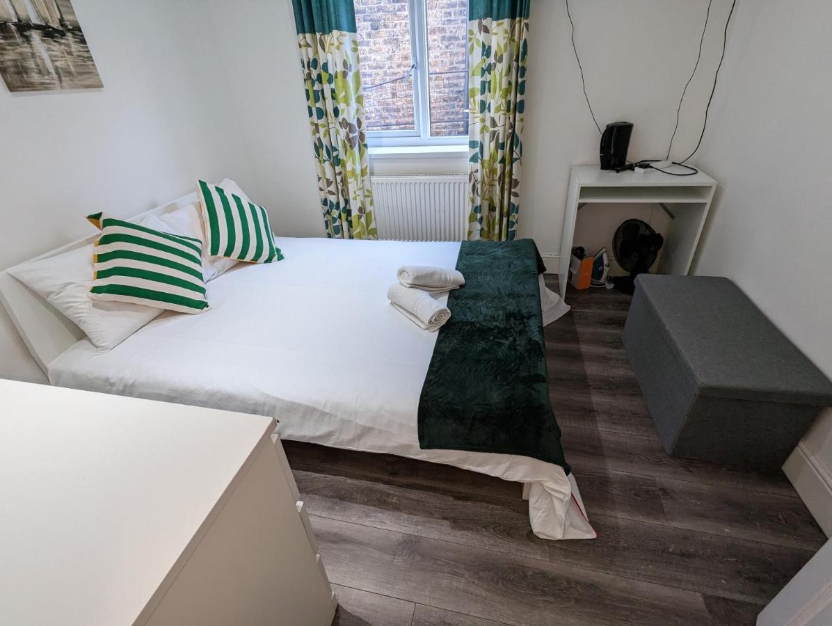 Mile End- Prime Location Гостевой дом