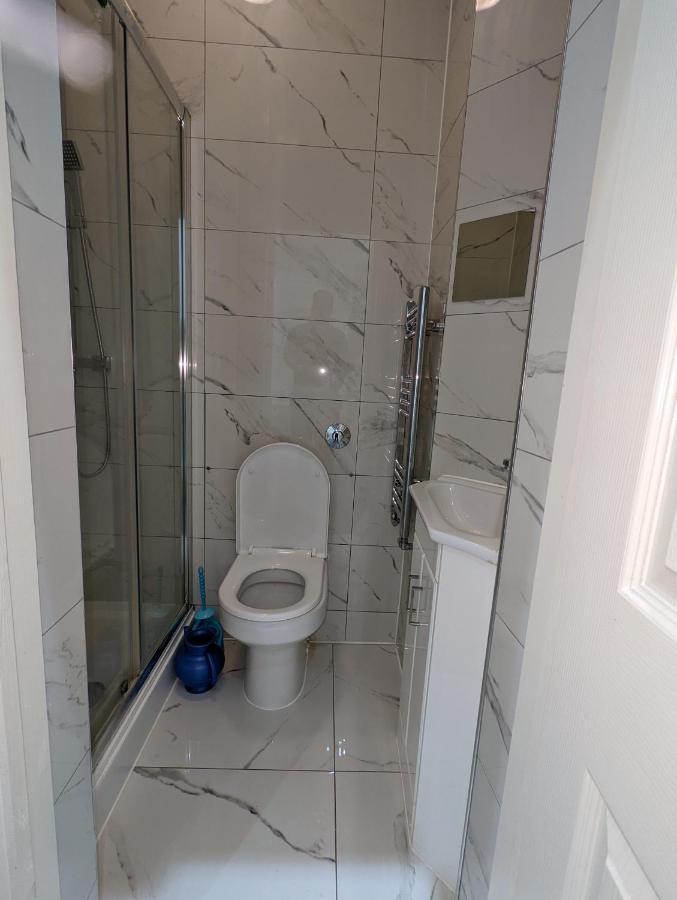 Mile End- Prime Location * Londra